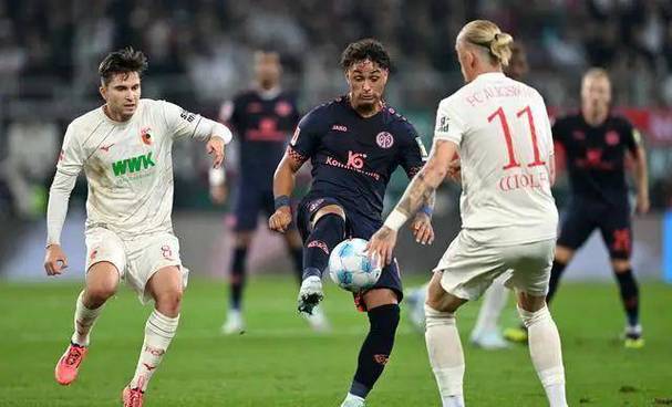 赛后法甲焦点战，孟菲斯灰熊回应争议，质疑声仍在，训练强度明显提升(孟菲斯灰熊球员名单)-南宫网页版