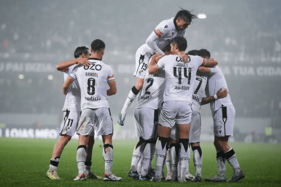 今晨葡超传出新动向；毕尔巴鄂竞技调整名单；管理层表态：引发热议；团队化学反应显著的简单介绍